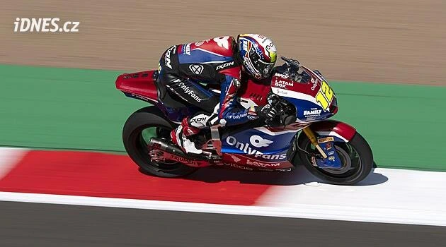 Salačova paráda v Británii! Česko má po 16 letech znovu vítěze závodu Moto2