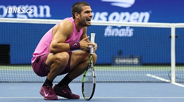 Alcaraz vyléčil zápěstí a bude obhajovat titul z US Open. Nehrál přes čtyři měsíce