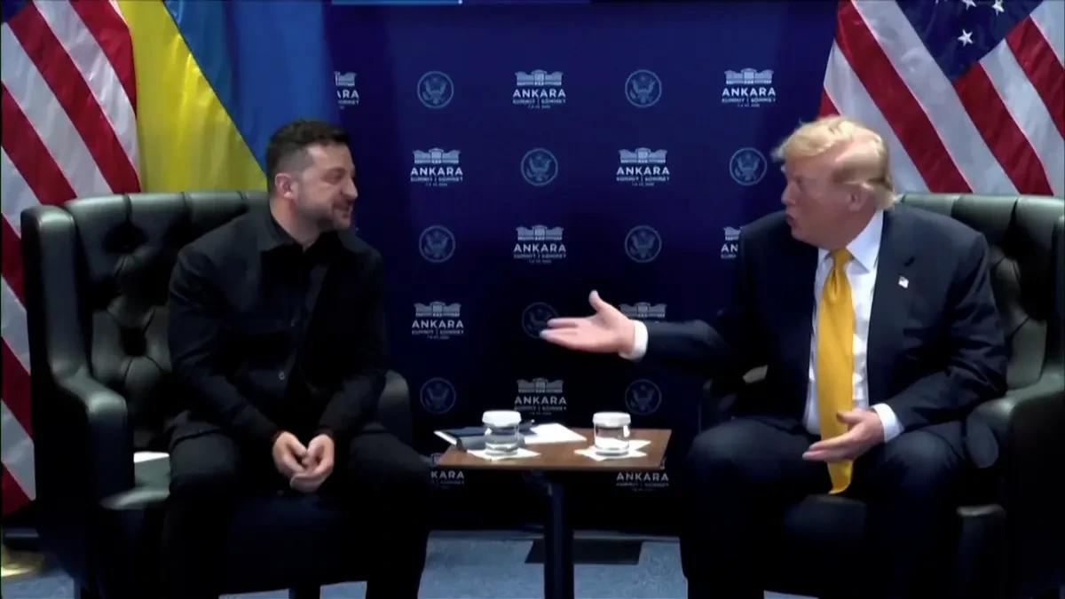 Trump odmítl Zelenskému poskytnout další rakety pro systém Patriot - Novinky