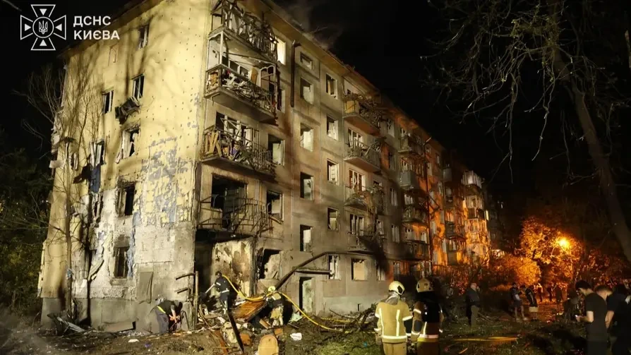 Mohutný ruský útok na Kyjev. Zemřelo nejméně devět lidí - Novinky