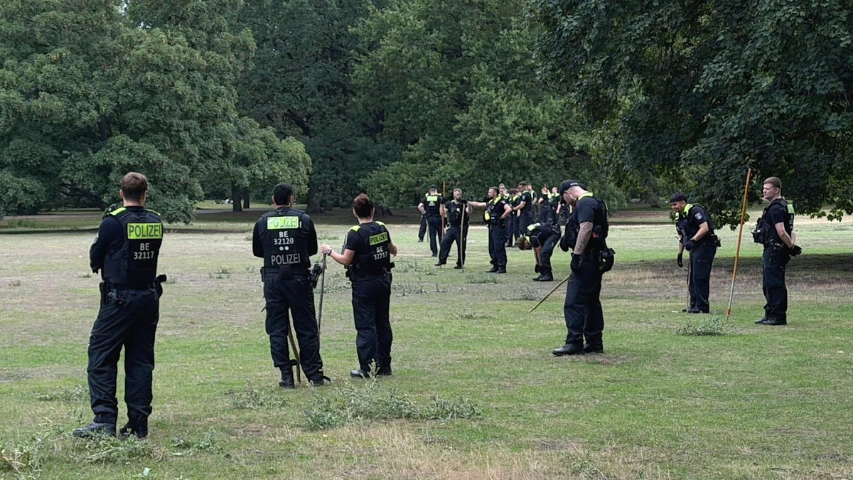 Die zurzeit meistgesuchte Waffe Berlins: Wo ist die Machete des CSD-Terroristen?
