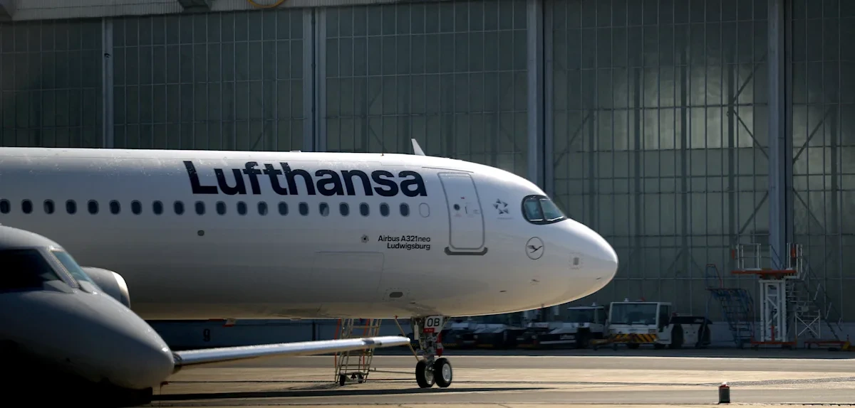 Hohe Kerosinkosten und Streik – Gewinn bei Lufthansa bricht ein