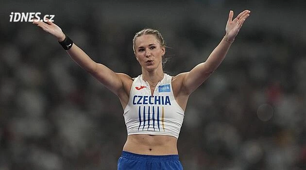 Těhotenství ji nezastavilo. Švábíková tvrdě maká na atletickém stadionu i v posilovně