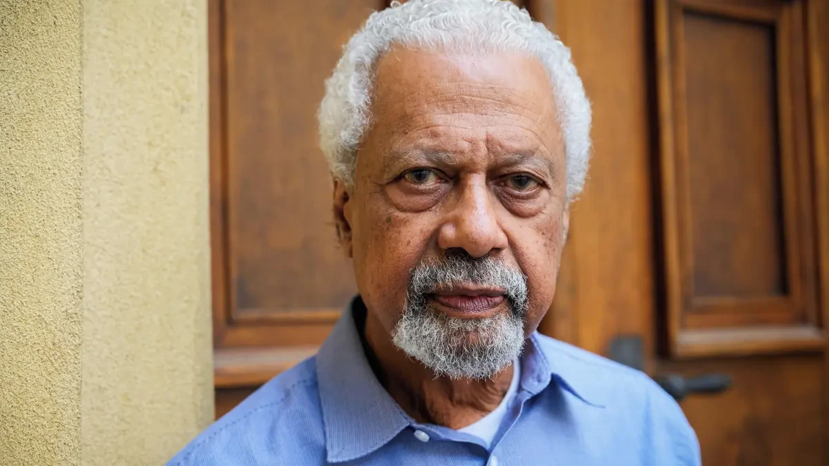 Na kulturní války nemá Afrika čas, říká spisovatel Abdulrazak Gurnah