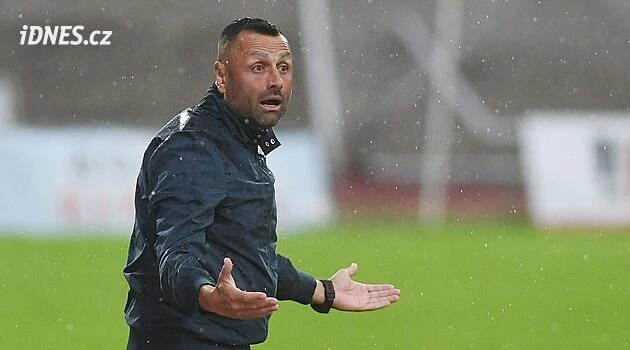 Retrotiskovka po Ústecku, trenéři spolu. Šustr tleskal: My lidi spíš rozdělujeme