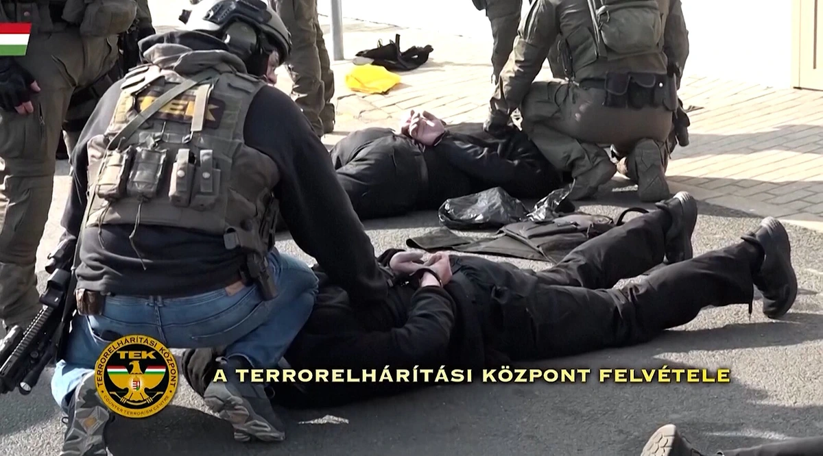 Zásah komanda proti konvoji Ukrajinců se zlatem byl zbytečný, uznalo Maďarsko