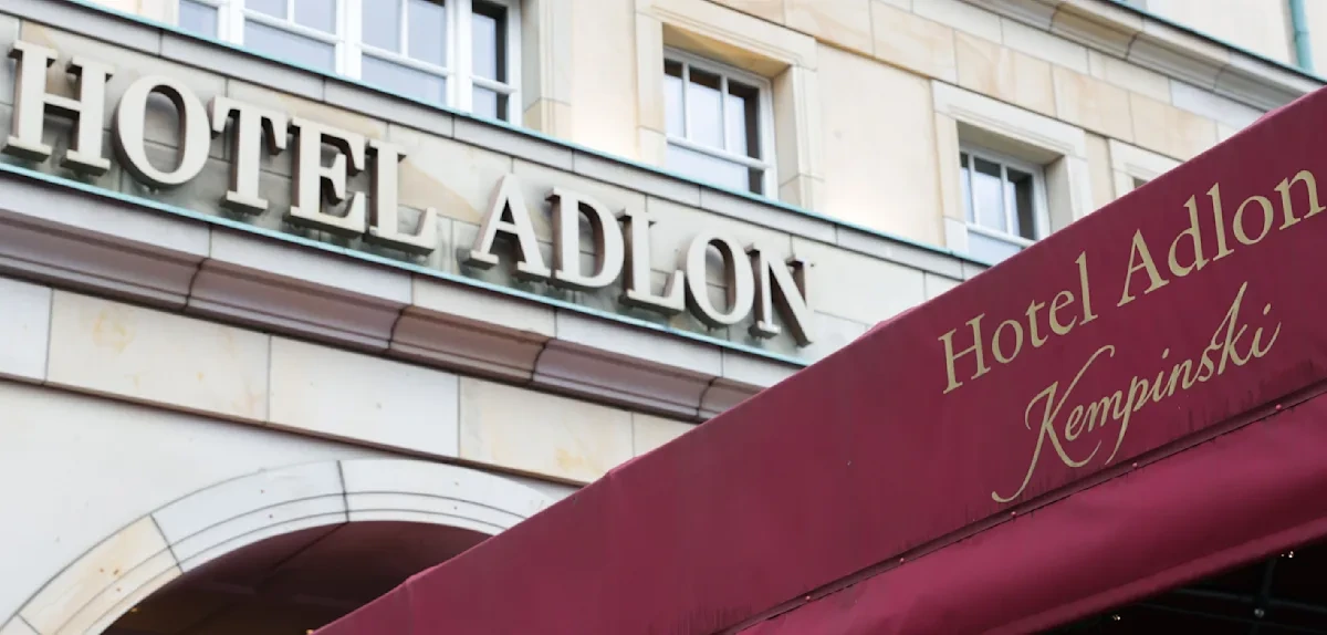 Luxushotel Adlon soll für Hunderte Millionen Euro verkauft werden