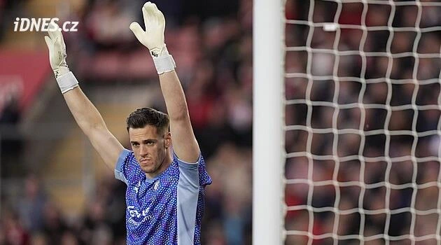 Vítek už patří Middlesbrough. United za gólmana získali sedm milionů liber