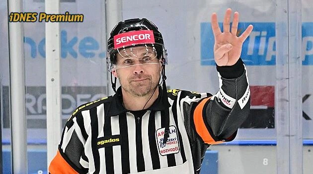 Rozhodčí Květoň: Kompenzovat chybu? Ani pod tlakem. Nemůžu si faul vymyslet