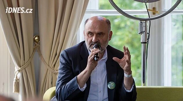 Řídí recyklaci milionů spotřebičů, odpočívá v horách bez signálu