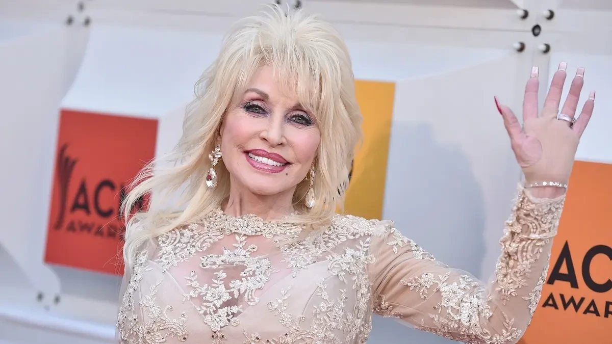 V Tennessee plánují přejmenovat letiště po Dolly Partonové - Novinky
