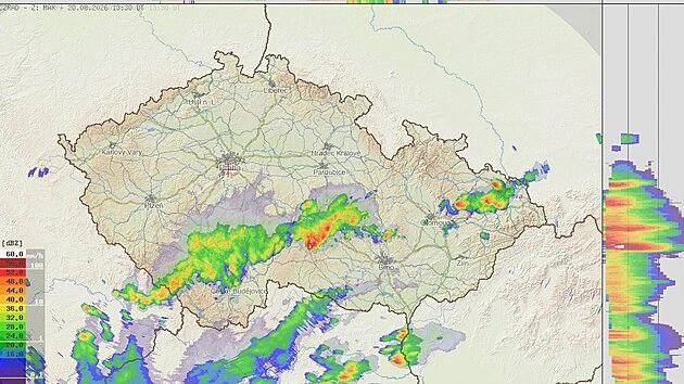 Do Česka dorazily první silné bouřky. Hrozí kroupy i supercely