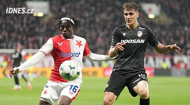 Slávista Moses může hrát, od disciplinárky má podmínku. Vysoká pokuta pro Spartu