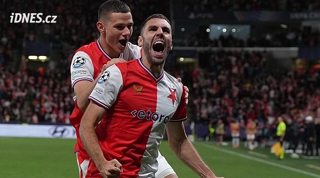 ONLINE: Slavia - Plzeň, vrací se Holeš, Provod na lavici, hosté se šesti změnami