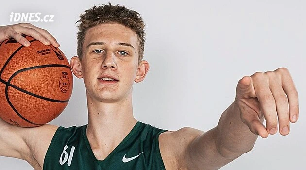 Ukaž se! NBA vybrala Houšku mezi nejlepší teenagery světa do Phoenixu