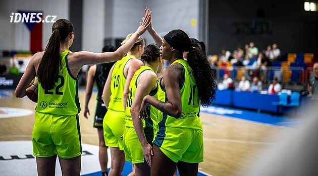 Nečekaná dřina. Basketbalistky USK na úvod ligového ročníku zdolaly Brandýs