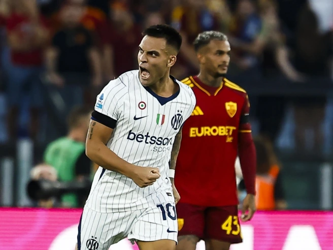 Doppietta di Koné e doppietta di Lautaro: Roma e Inter pareggiano 2-2