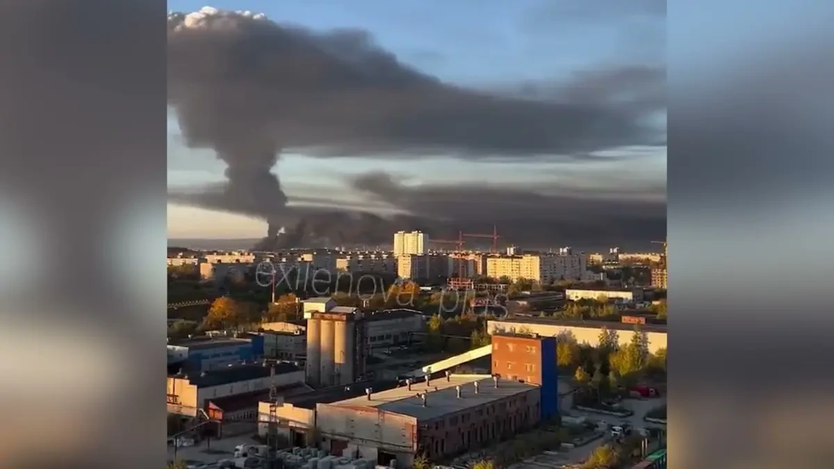 Pět zásahů za jednu noc. Ukrajinské drony poškodily ruské raketové závody a ropné rafinerie - Novinky