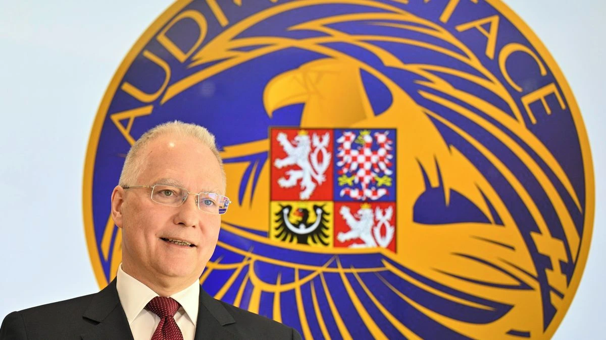 Ruský útok na NATO může přijít v řádu měsíců, řekl šéf BIS britskému listu - Novinky