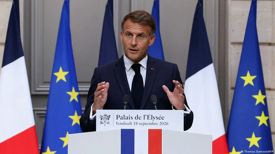 Macron alerta de una Rusia más agresiva y amenazante