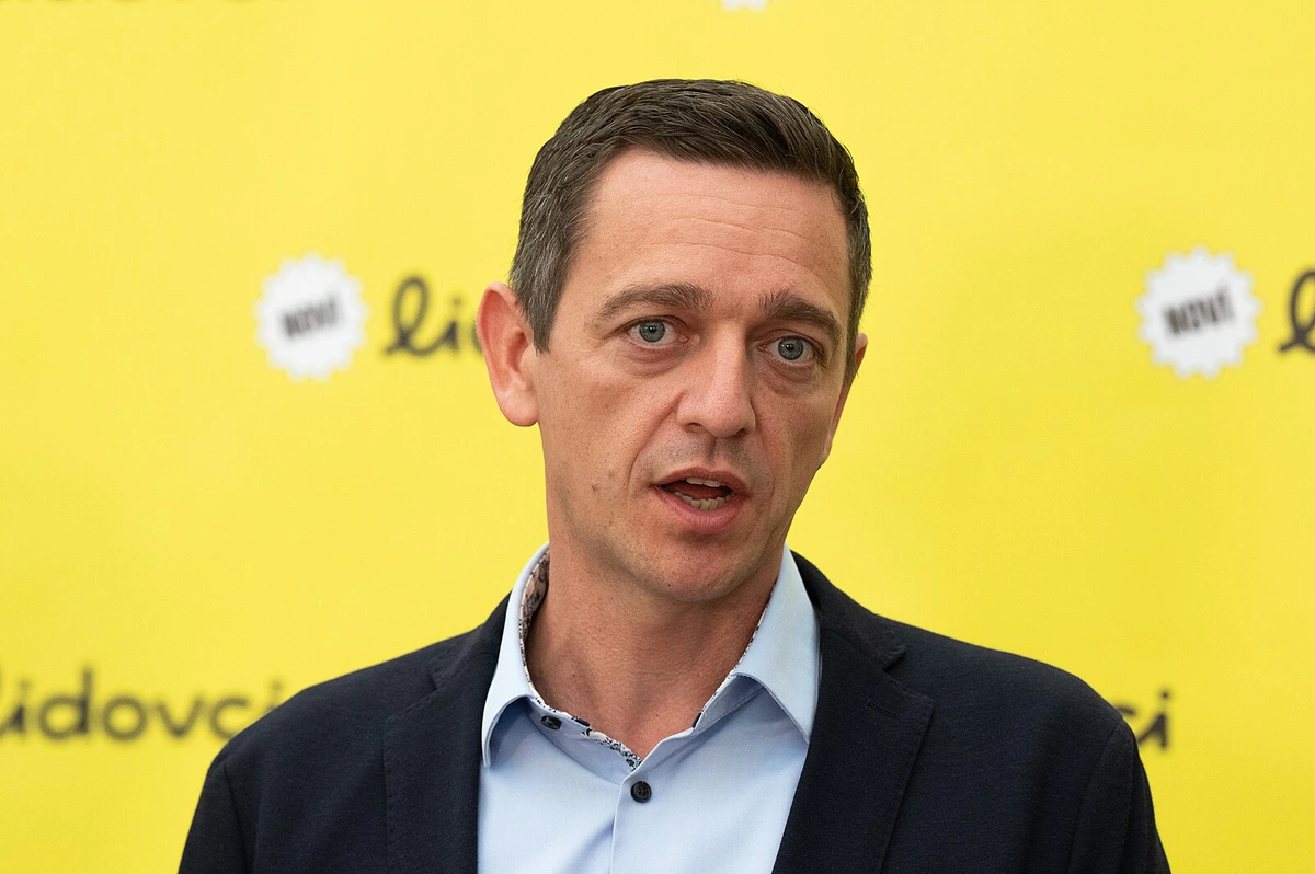 Grolichův marketing brandu KDU připomíná zoufalého ideologa Vasila Biľaka