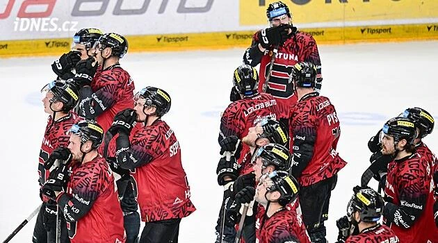 Neakceptovatelný výkon, zuřil Augusta. Sekáč: Dostali jsme sekyru do zátylku