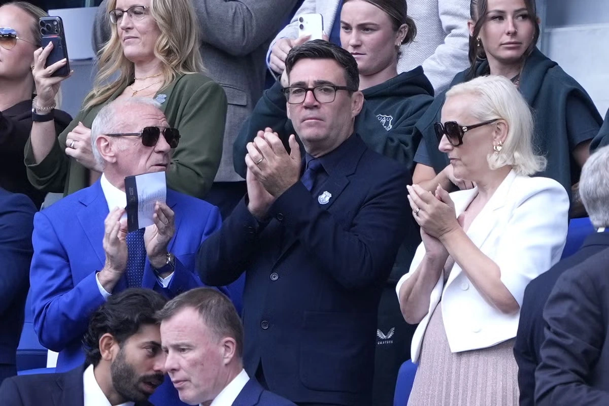 Andy Burnham received Everton directors’ lounge tickets for Premier League game worth £677
