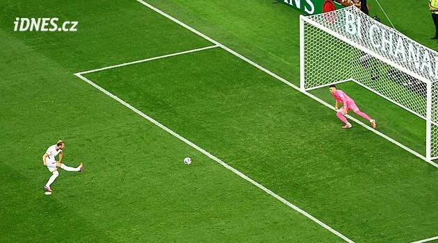 Místo penalt field goaly? Kane zvažuje, že by zkusil americký fotbal. A myslí na NFL