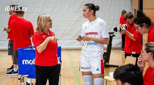 Ptáčková před šampionátem: Tvář týmu je lepší. A Joklová v přípravě? Nic nevypustí