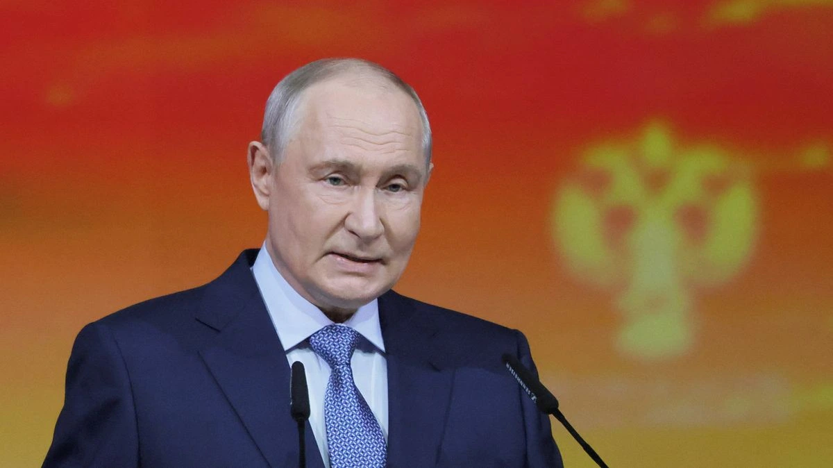 Putin: Pobaltské státy porušují práva ruskojazyčných občanů. Střet s Evropou ale Rusko nechystá - Novinky
