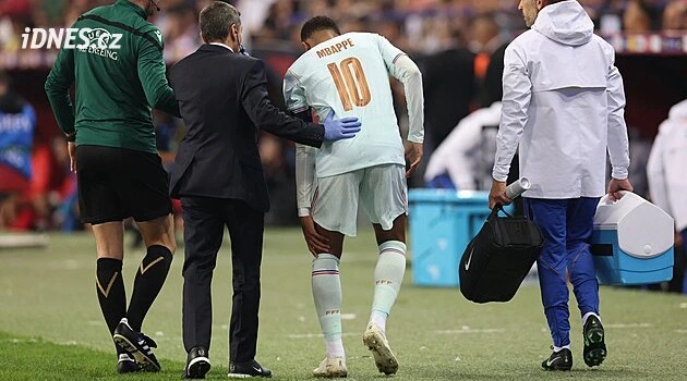 Rána pro Francouze, Mbappé si poranil šlachu a o další zápasy nejspíš přijde