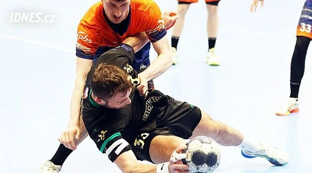 Výhra i napočtvrté. Házenkáři Karviné zdolali Brno a zůstávají neporaženi