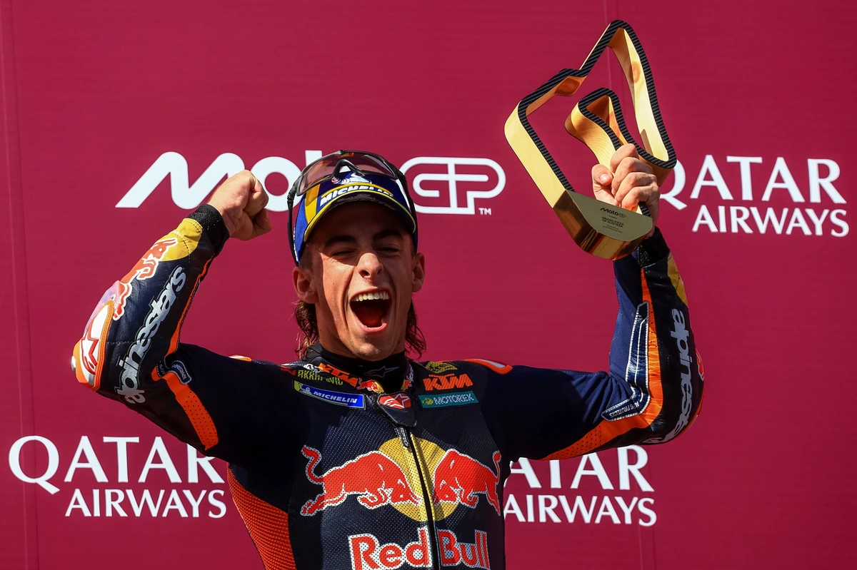 Acosta se lleva en Austria su primer Gran Premio y Jorge Martín es más líder