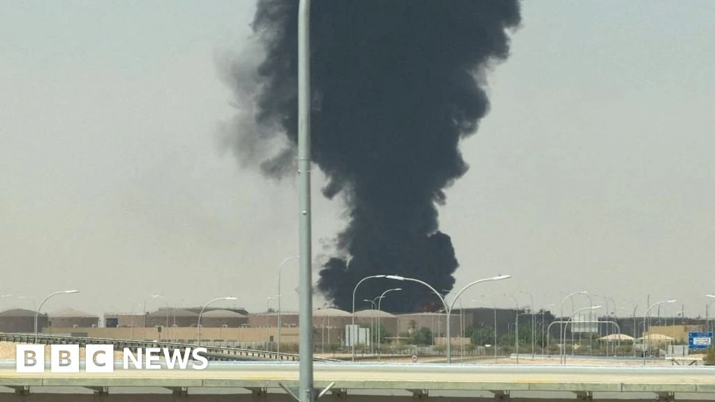 Smoke seen near Riyadh airport after air raid alerts in Saudi capital