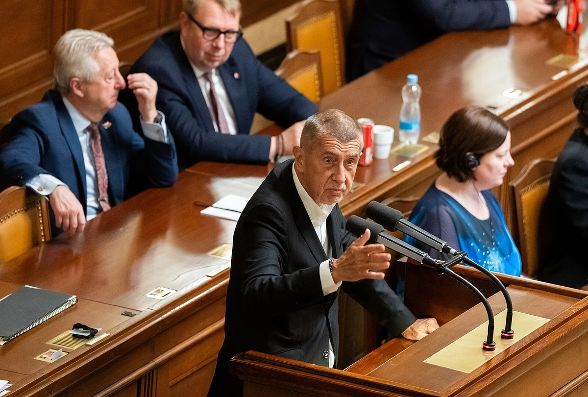 Ani Babiš, ani šéfredaktoři. Slušnost veřejné debaty nezajistí sebešlechetnější výzvy
