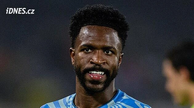 Bizarní konspirace ve fotbale. Fanoušci řeší, jestli nemá Vinícius dvojníka