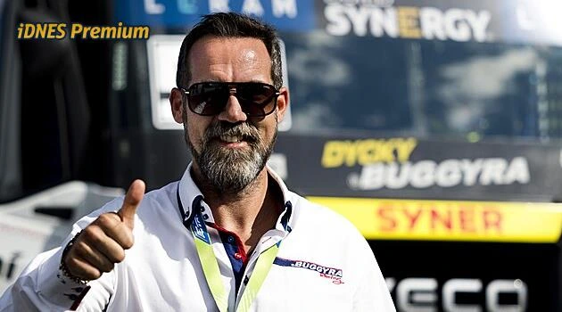 I díky Jágrovi vyměnil hokej za motorsport. Nakonec Kalivoda trénoval Malajsii