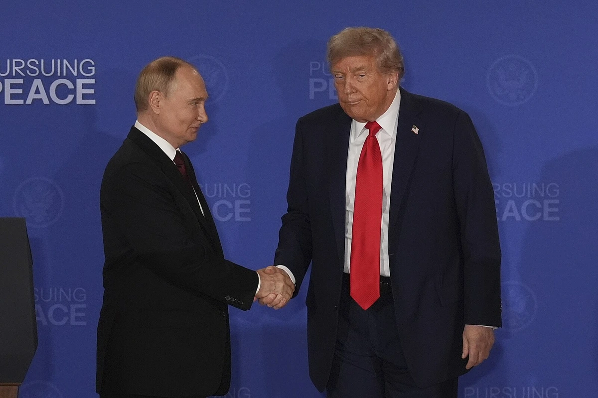 Dohoda Trumpa s Putinem dráždí Evropu. Naftu bychom vyváželi i bez ní, říká ruský expert