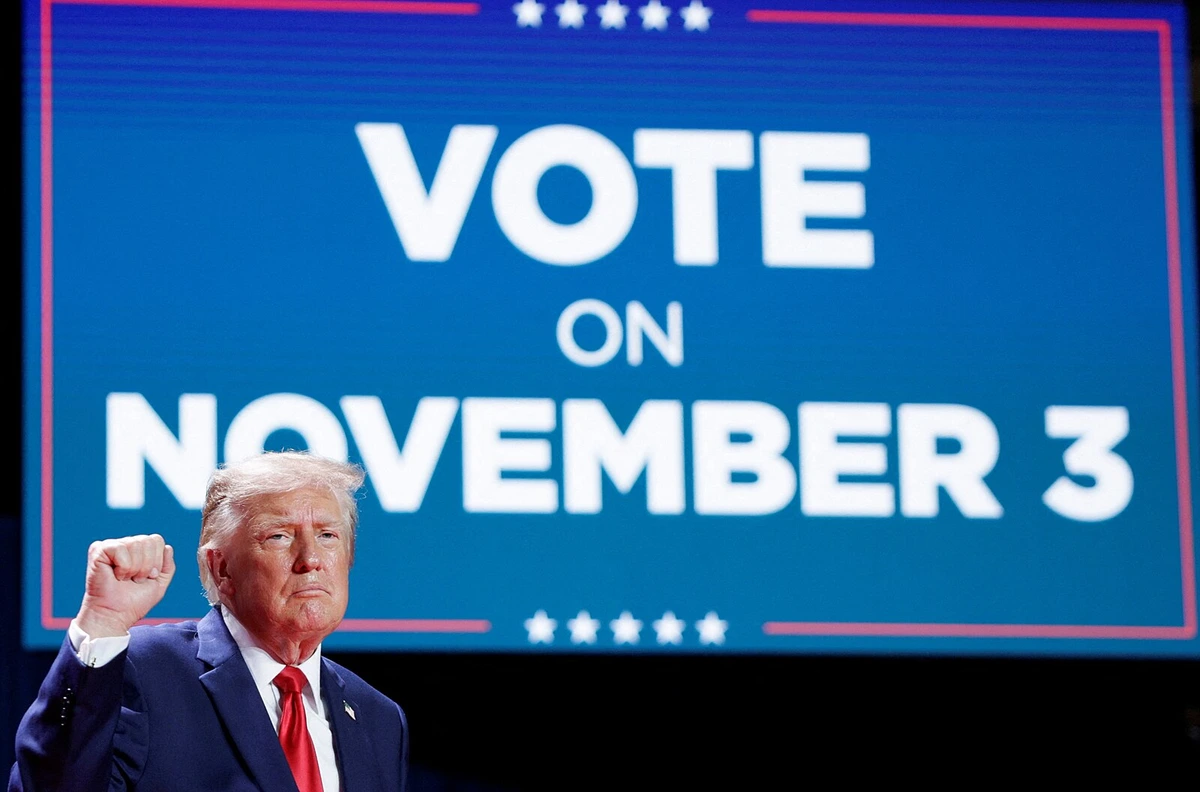 Trump čelí modrému převratu. Demokraté sahají po dříve nemyslitelných státech
