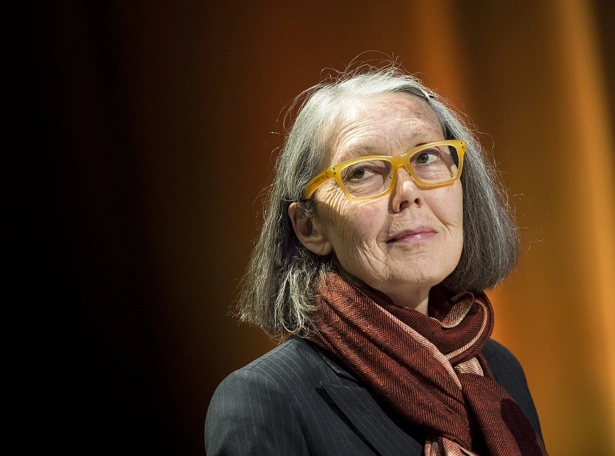 Něco osvobozujícího. Co sleduje Švédská akademie udělením Nobelovy ceny za literaturu Anne Carsonové?