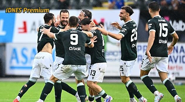 V Turecku vyhrožovali jeho rodině, myslel si, že skončí. Teď Novák vyhlíží poháry