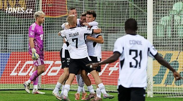 Karviná vyhrála v Ústí a pojistila si vedení, Dukla opět ztratila body