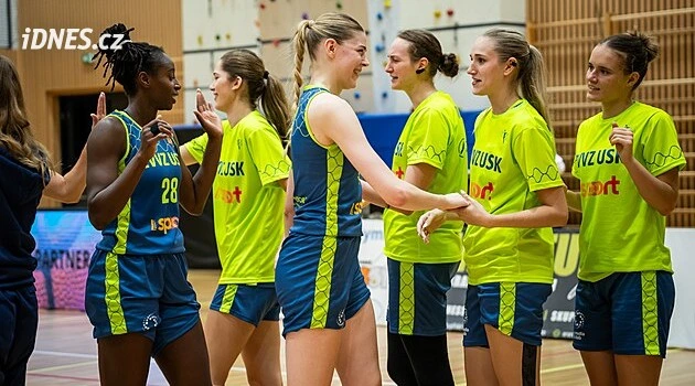 Basket ONLINE: Euroliga startuje. USK Praha hraje s Bourges, mírně ztrácí