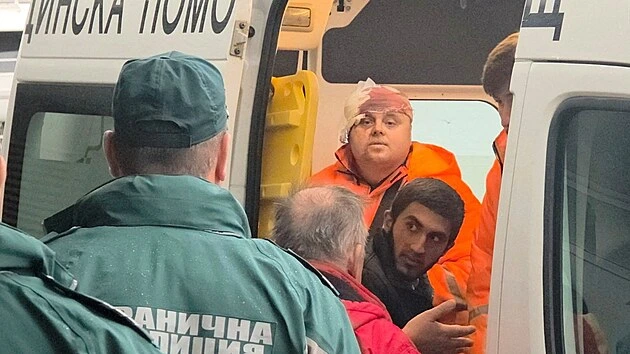 Další útok na lodě u pobřeží Bulharska, jedna se potopila. Premiér žádá o pomoc