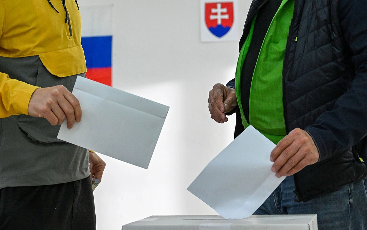 Slovensko si volí vedení krajů, měst a vesnic. V Bratislavě půjde o těsný souboj