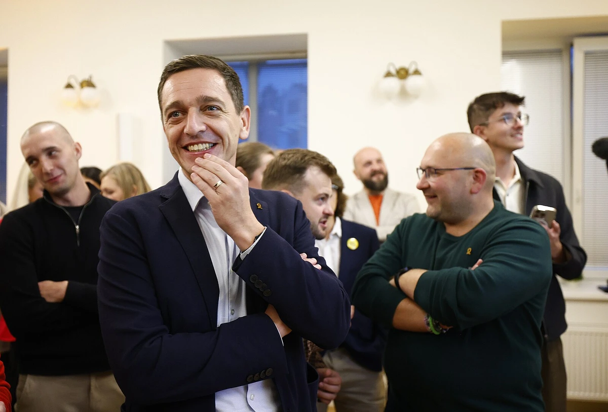 Výsledky voleb do Senátu: Grulich obhájil. Křeslo mají jisté i Grolich, Sobotka a Fiala