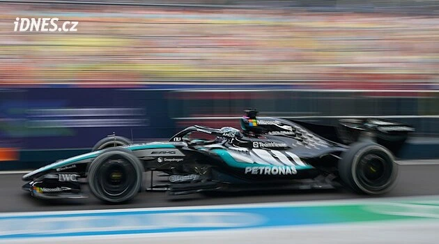 Russellovi se v Singapuru daří i letos. Jediný trénink opanoval před Leclercem