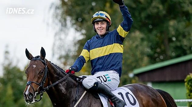 Irská radost na Velké pardubické. Faltejsek na rekord nedosáhl, v cíli jen šest koní