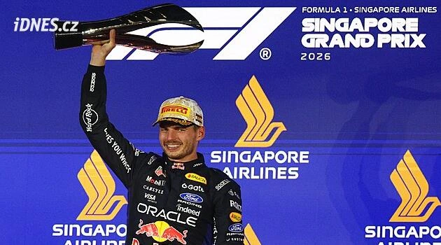 Tohle tátu potěší! Verstappenova dcera u televize slavila jeho vítězství v Singapuru