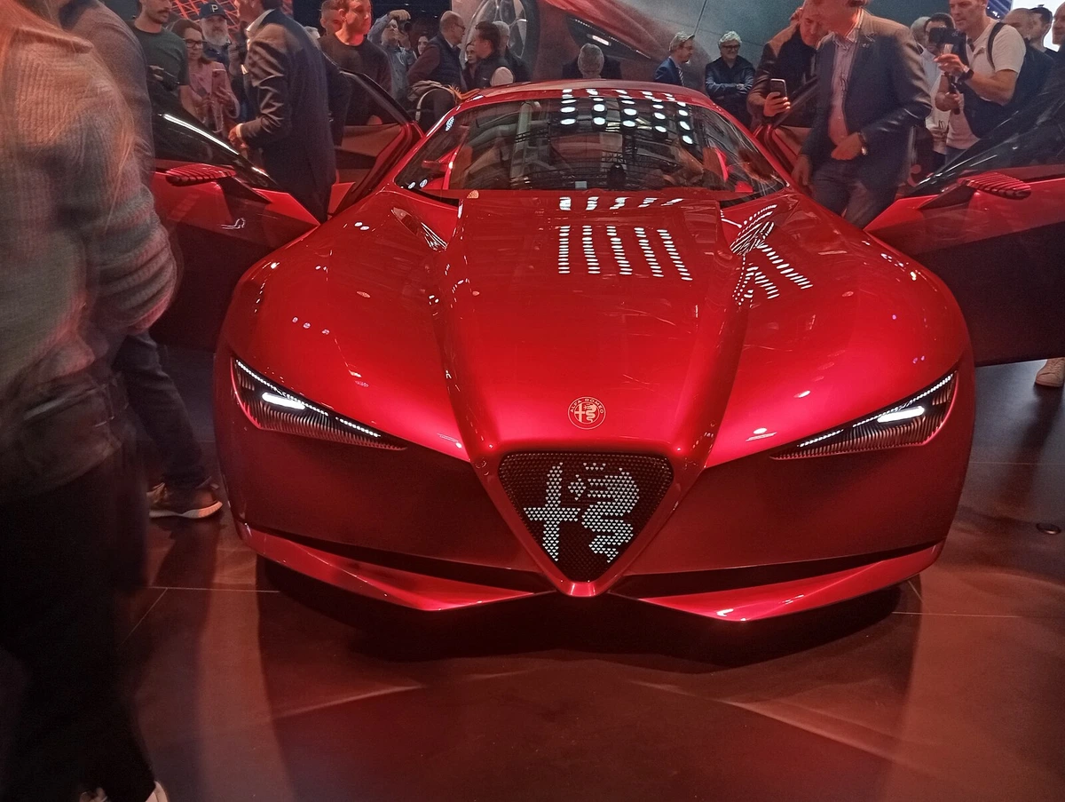 Pařížský autosalon začíná. Čína je v přesile, najdete tam ale i auta z Česka